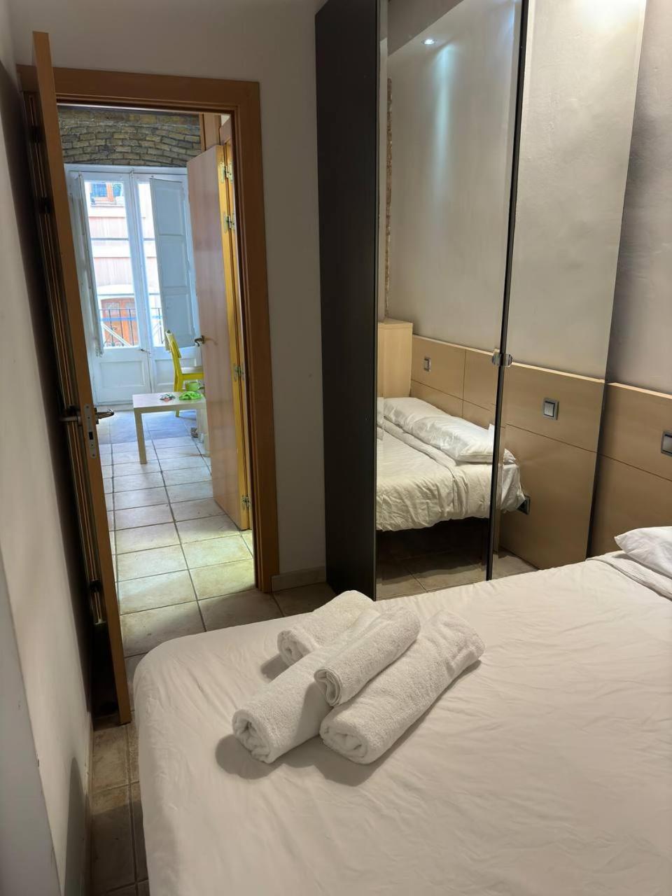 Feels Like Apartamento